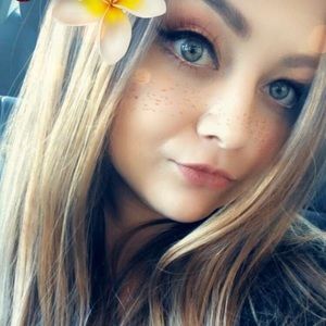 Meet your Posher, Ana lizeth